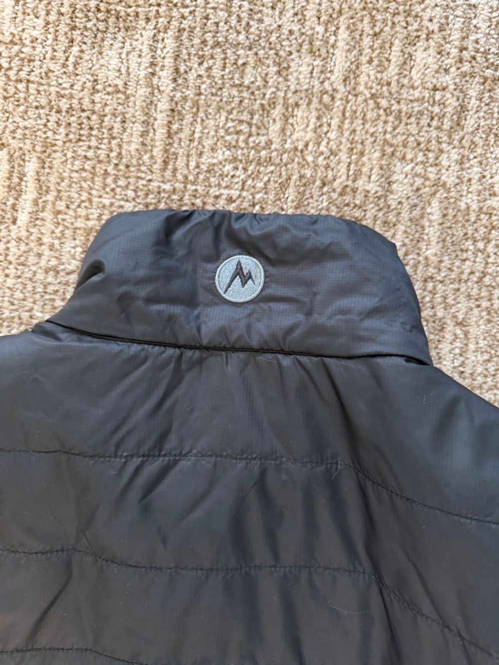 Marmot men’s puffer jacket - Picture 11 of 11